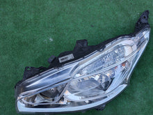 Laden Sie das Bild in den Galerie-Viewer, Frontscheinwerfer Peugeot 208 9802221880 Links Scheinwerfer Headlight SCH6586435621nv