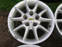 Laden Sie das Bild in den Galerie-Viewer, 1x Alufelge 15 Zoll 7.0&quot; 5x112 38ET Glanz Silber Audi Rim Wheel