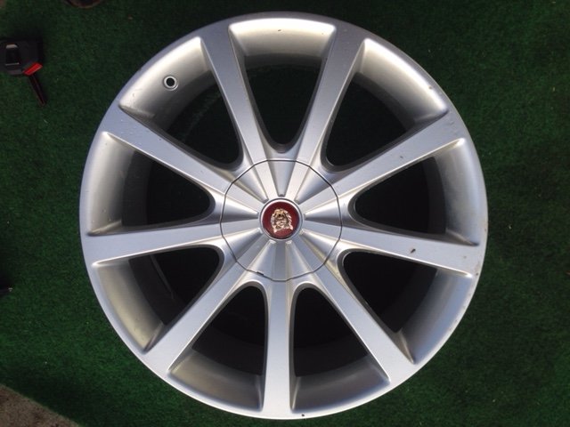 1x Alufelge 20 Zoll 8.5" 5x108 49ET Jaguar Rim Wheel FEL2022237471wa