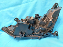Laden Sie das Bild in den Galerie-Viewer, Frontscheinwerfer Honda Hrv Hr-V LED Rechts Scheinwerfer Headlight