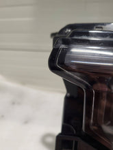 Laden Sie das Bild in den Galerie-Viewer, Frontscheinwerfer Jeep Grand Cherokee P68584665AC Links Scheinwerfer Headlight SCH1214380473pn