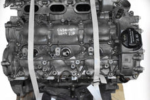 Laden Sie das Bild in den Galerie-Viewer, Motor Mercedes-Benz W222 V222 X222 A2760106114 3.0 143TKm 2019 Benzin Unkomplett MOT9064104377cd