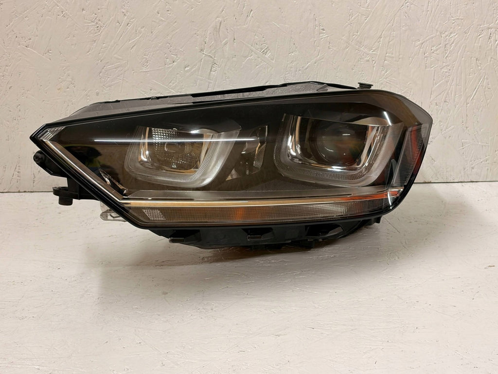 Frontscheinwerfer VW Golf Sportsvan 517941751B Xenon Links Headlight SCH9294434505jz