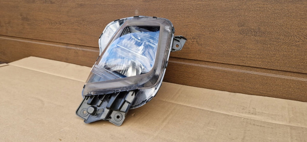 Frontscheinwerfer Hyundai Tucson N7921-61120 Rechts Scheinwerfer Headlight SCH2311954214mr