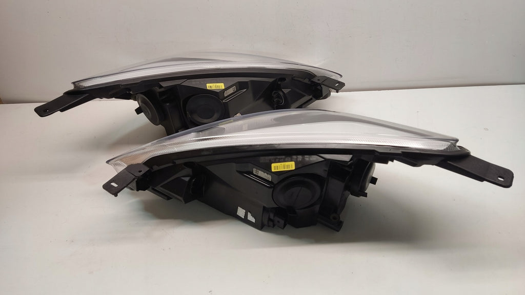 Frontscheinwerfer Ford Fiesta H1BB13W029AE H1BB-13W030-AE LED Rechts oder Links