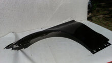 Laden Sie das Bild in den Galerie-Viewer, Kotflügel Mercedes-Benz W205 A2058810143 Vorne Links Schwarz