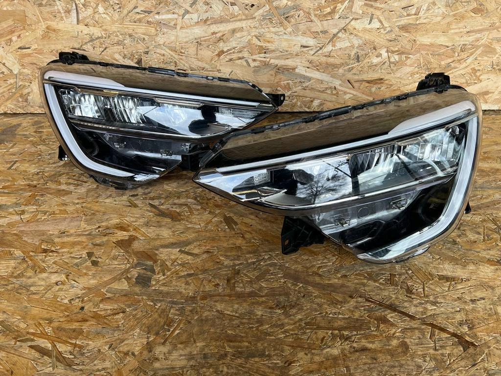 Frontscheinwerfer Renault Arkana 260602566R 260102483R LED Rechts oder Links