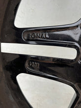 Laden Sie das Bild in den Galerie-Viewer, 1x Alufelge 18 Zoll 7.5&quot; 5x112 49ET Glanz Schwarz A1774011500 Mercedes-Benz W177