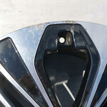 Load image into Gallery viewer, 1x Alufelge 19 Zoll 8.5" 5x112 42ET Glanz Schwarz A2144012300 Mercedes-Benz FEL7516217971jp