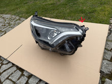 Laden Sie das Bild in den Galerie-Viewer, Frontscheinwerfer Toyota Rav 4 Rechts Scheinwerfer Headlight SCH2371951849jh