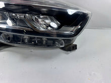 Laden Sie das Bild in den Galerie-Viewer, Frontscheinwerfer Renault Captur I 260606092R 260107560R Ein Satz Headlight SCH9033781823ov