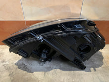 Laden Sie das Bild in den Galerie-Viewer, Frontscheinwerfer VW Tiguan 5NB941081E Links Scheinwerfer Headlight SCH3331408753bo