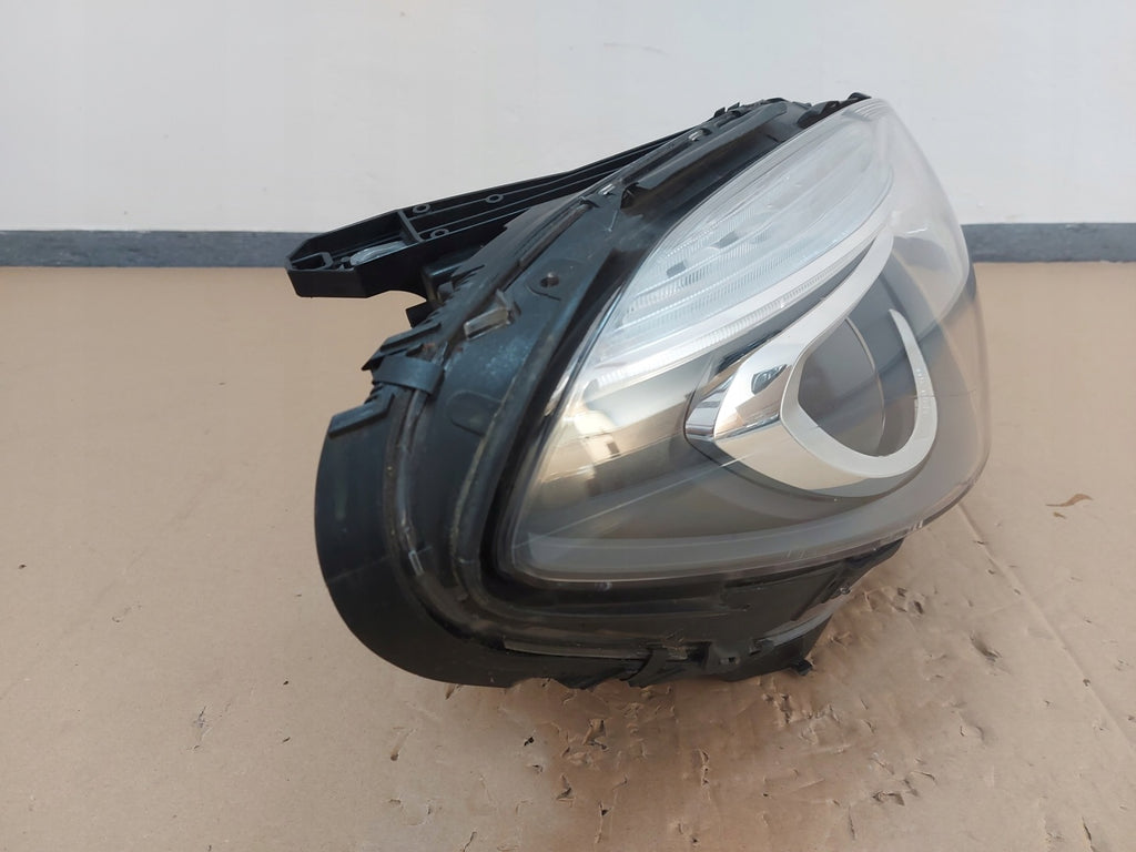 Frontscheinwerfer Mercedes-Benz W246 A2468207261 Xenon Rechts Headlight SCH3200472239xb