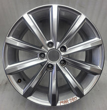 Load image into Gallery viewer, 1x Alufelge 17 Zoll 7.0" 5x112 40ET Glanz Silber 3G0601025D VW Passat B8 Beetle FEL4718079906bn