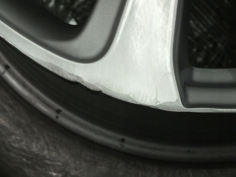 1x Alufelge 16 Zoll 6.5" 5x114.3 45ET Glanz Silber Toyota Rim Wheel