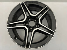 Laden Sie das Bild in den Galerie-Viewer, 1x Alufelge 18 Zoll 7.5&quot; 5x112 A2054019500 Mercedes-Benz W205 Rim Wheel