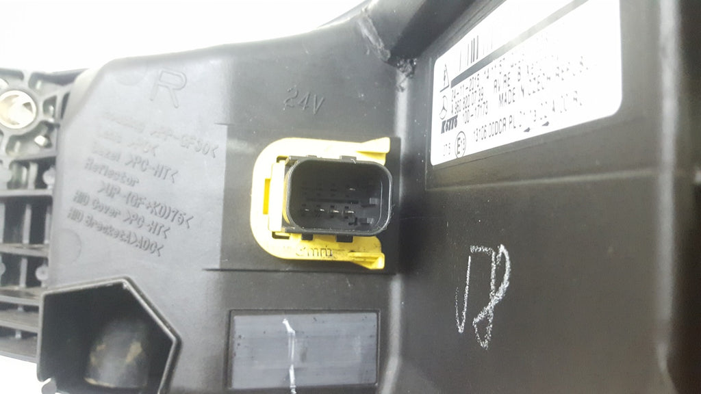 Frontscheinwerfer Mercedes-Benz A9608200739 Rechts Scheinwerfer Headlight SCH5455268012ky