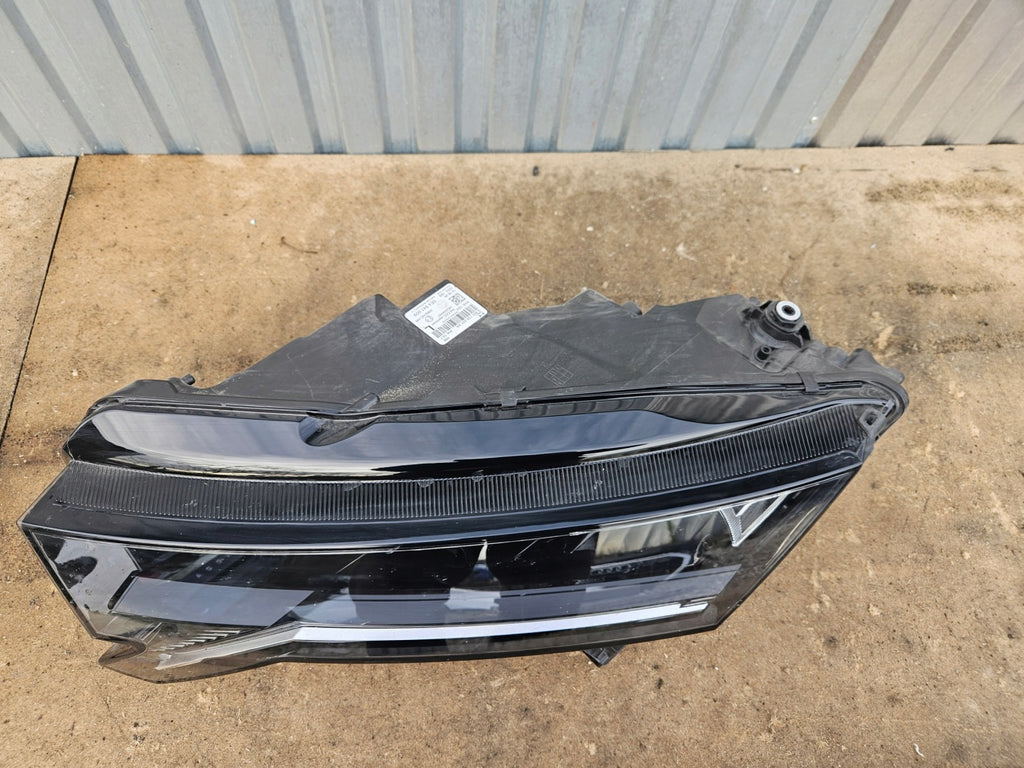 Frontscheinwerfer Skoda Octavia IV 5E4941009 Links Scheinwerfer Headlight SCH5602229180dm