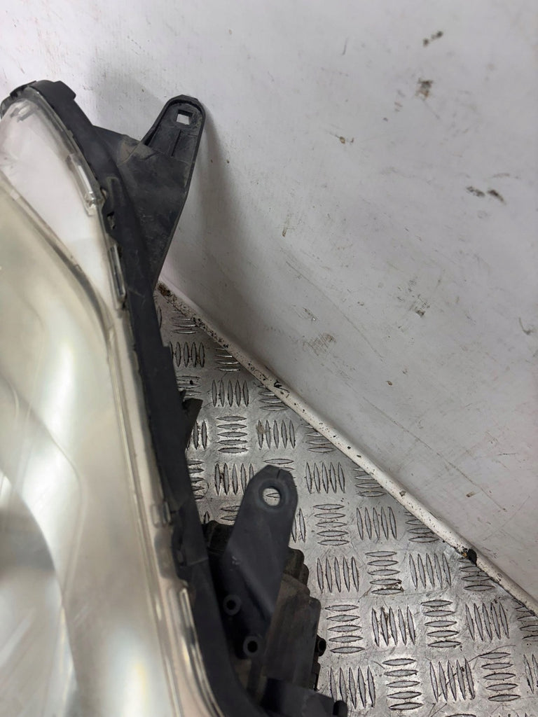 Frontscheinwerfer Citroën C-Crosser CLI20674 Xenon Rechts Scheinwerfer Headlight SCH3143597590ld