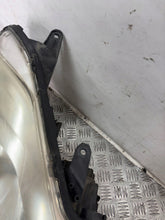 Laden Sie das Bild in den Galerie-Viewer, Frontscheinwerfer Citroën C-Crosser CLI20674 Xenon Rechts Scheinwerfer Headlight SCH3143597590ld