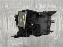 Laden Sie das Bild in den Galerie-Viewer, Frontscheinwerfer Fiat Grande 9857227680 Rechts Scheinwerfer Headlight SCH1899875982ru