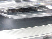 Laden Sie das Bild in den Galerie-Viewer, Frontscheinwerfer Audi A3 8V0941006 Xenon Rechts Scheinwerfer Headlight