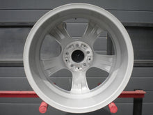 Load image into Gallery viewer, 4x Alufelge 17 Zoll 7.5" 5x112 45ET Glanz Silber 75745112566 Mercedes-Benz W205 FEL1746901339fj