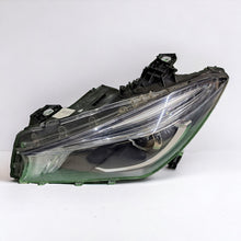 Laden Sie das Bild in den Galerie-Viewer, Frontscheinwerfer Mercedes-Benz Cla A1179065100 Links Scheinwerfer Headlight