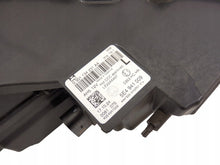 Laden Sie das Bild in den Galerie-Viewer, Frontscheinwerfer Skoda Octavia IV 5E4941009 LED Links Scheinwerfer Headlight SCH9091688417md