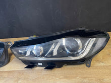 Laden Sie das Bild in den Galerie-Viewer, Frontscheinwerfer Jaguar Xe X760 GX7313W029DG 1LL01181124GX73-13W029-DG Links SCH1673545280md