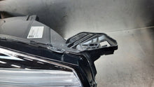 Laden Sie das Bild in den Galerie-Viewer, Frontscheinwerfer Volvo Xc90 II 13122024 Rechts Scheinwerfer Headlight