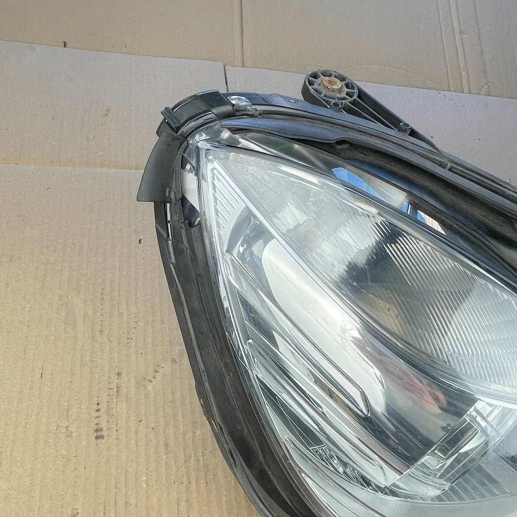 Frontscheinwerfer Mercedes-Benz W212 A2128205861 Xenon Rechts Headlight SCH8315683282pq