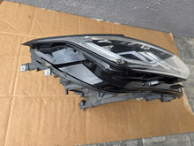 Laden Sie das Bild in den Galerie-Viewer, Frontscheinwerfer VW Tiguan Allspace 5NN941082 Full LED Rechts Headlight SCH8016246080ih