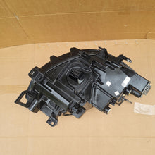 Load image into Gallery viewer, Frontscheinwerfer VW I 10B941035A Full LED Ein Stück (Rechts oder Links) SCH5024844993zt