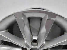 Load image into Gallery viewer, 1x Alufelge 17 Zoll 7.5&quot; 5x114.3 46ET Glanz Silber 52910-3Z710 Hyundai I30 I40