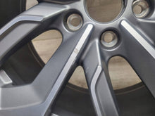Laden Sie das Bild in den Galerie-Viewer, 1x Alufelge 19 Zoll 5x112 81A601025AC Audi Q2 Rim Wheel FEL5396782317ys