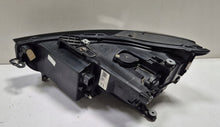 Laden Sie das Bild in den Galerie-Viewer, Frontscheinwerfer Seat Leon 5FB941008G Full LED Ein Stück (Rechts oder Links)