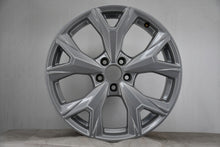 Load image into Gallery viewer, 1x Alufelge 17 Zoll 7.0&quot; 5x112 43ET Glanz Silber 82A601025S Audi Rim Wheel