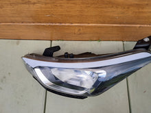 Load image into Gallery viewer, Frontscheinwerfer Hyundai I20 II 9816990580 Links Scheinwerfer Headlight SCH9954627875kb