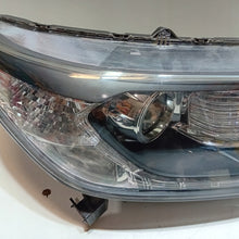Laden Sie das Bild in den Galerie-Viewer, Frontscheinwerfer Honda Crv Cr-V IV Xenon Ein Stück (Rechts oder Links)