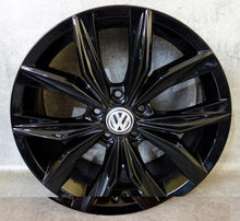 Load image into Gallery viewer, 4x Alufelge 18 Zoll 7.0&quot; 5x112 43ET Glanz Silber 5NA601025 VW Tiguan Rim Wheel
