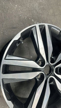 Load image into Gallery viewer, 1x Alufelge 18 Zoll 7.5" 5x114.3 Kia Soul Rim Wheel FEL3304001368ne