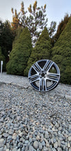 Laden Sie das Bild in den Galerie-Viewer, 1x Alufelge 20 Zoll 8.5&quot; 5x112 30ET Glanz A2934010600 Mercedes-Benz Rim Wheel