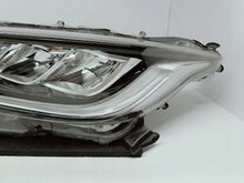 Laden Sie das Bild in den Galerie-Viewer, Frontscheinwerfer Toyota 4 Yaris L1776 Links Scheinwerfer Headlight SCH7919252733ei