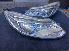 Laden Sie das Bild in den Galerie-Viewer, Frontscheinwerfer Ford Focus Xenon Links Scheinwerfer Headlight SCH3281883369qs