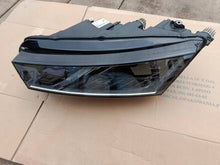 Laden Sie das Bild in den Galerie-Viewer, Frontscheinwerfer Skoda Octavia I 5E4941015B Links Scheinwerfer Headlight SCH6611399839da