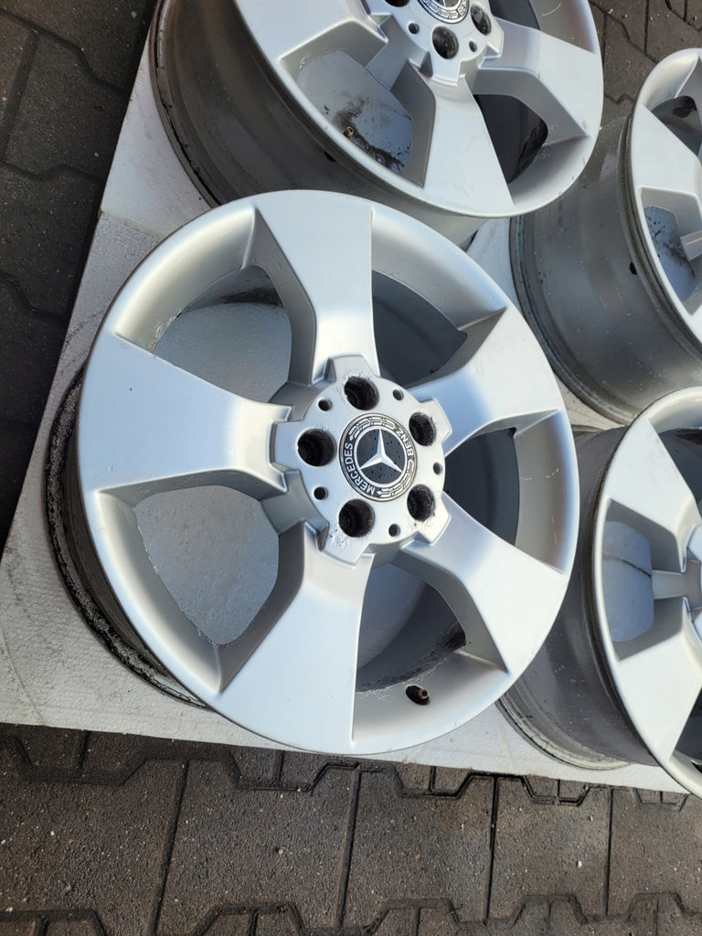 4x Alufelge 17 Zoll 7.5" 5x112 47 5ET Glanz Silber A2044013602 Mercedes-Benz FEL7181462946tk