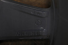 Load image into Gallery viewer, 1x Alufelge 18 Zoll 8.0" 5x112 45ET A2044013902 Mercedes-Benz W204 Rim Wheel FEL9016039997xx