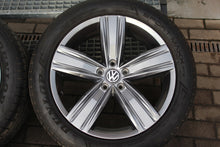 Laden Sie das Bild in den Galerie-Viewer, 4x Alufelge 19 Zoll 7.0&quot; 5x112 43ET Glanz Graphit 5NN601025 Mg Tiguan Allspace