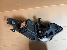 Load image into Gallery viewer, Frontscheinwerfer Honda Civic IX Links Scheinwerfer Headlight SCH1355047092le